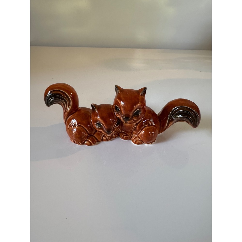 Goebel W Germany Squirrel Figurine 528 Vintage Ceramic Brown Squirrels Pair